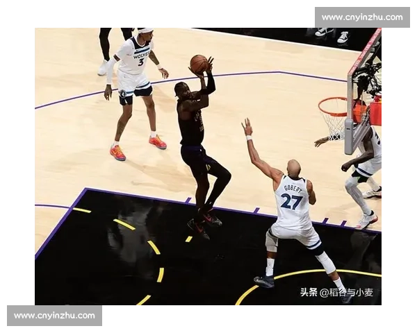 第四节风云突变湖人鏖战森林狼关键时刻胜负悬念拉满全场沸腾瞬间